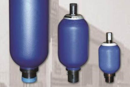 蓄能器為什么不能水平安裝？理由很簡單！